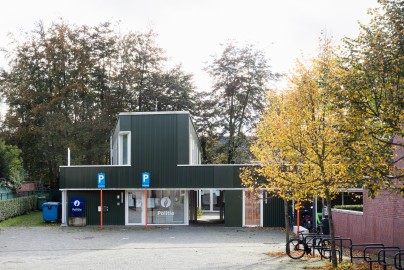 KINDERKRIBBES EN POLITIEKANTOOR BOECHOUT